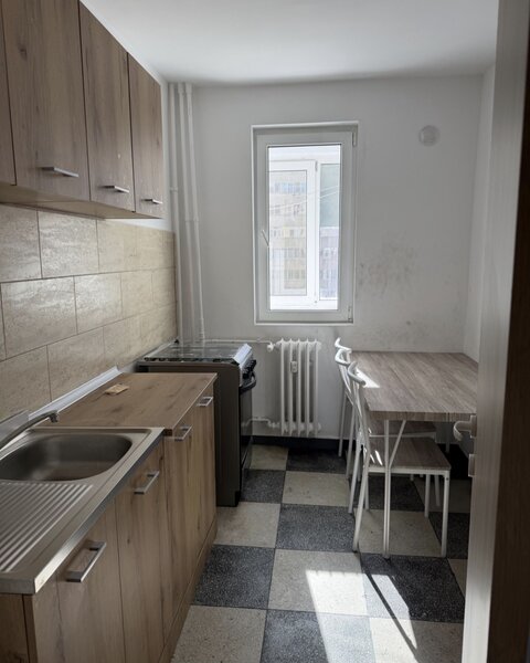 Obor, Colentina, stradal, Teiul Doamnei, 12 minute metrou,